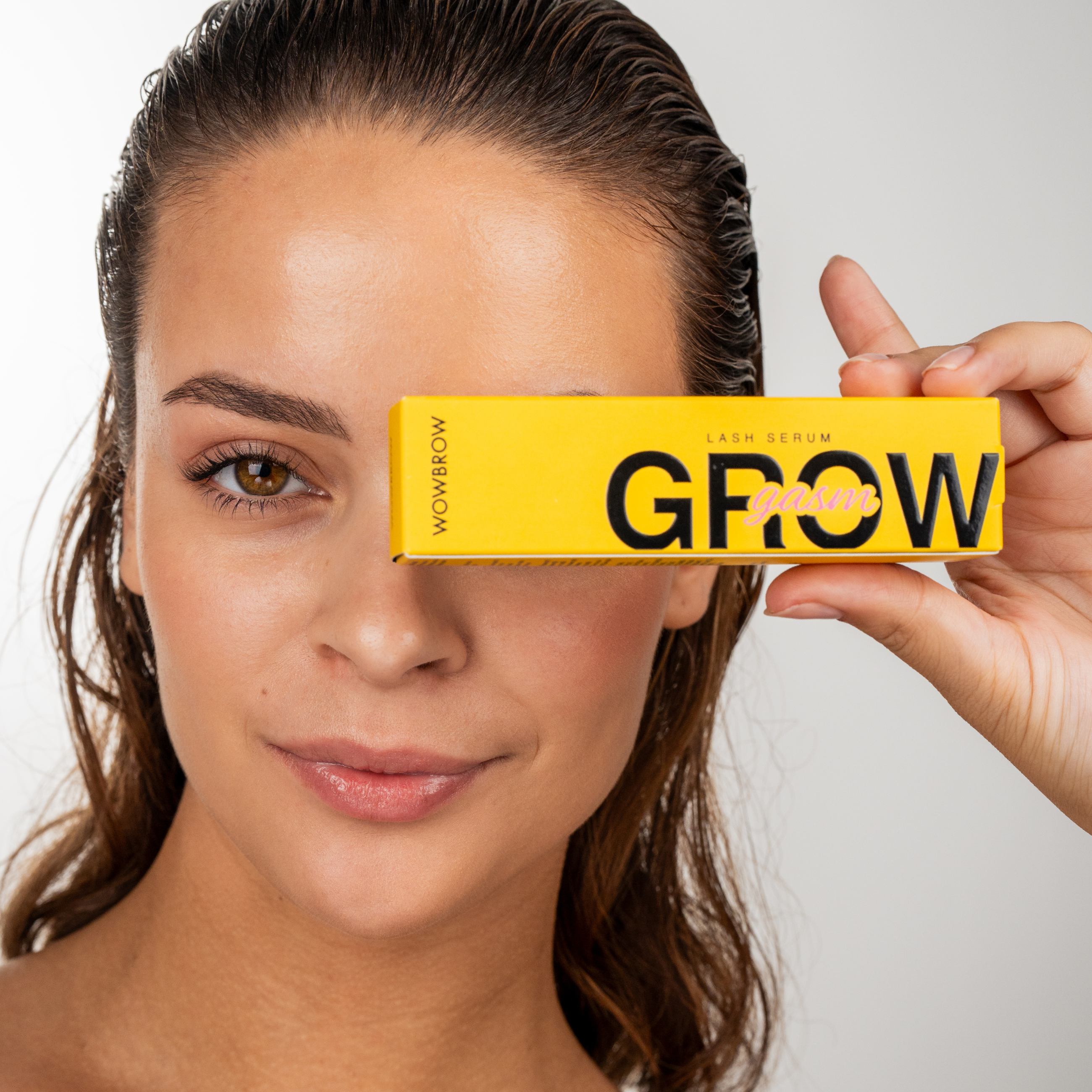 Beste vippeserum 2026: Den ultimate guiden til lengre og fyldigere vipper